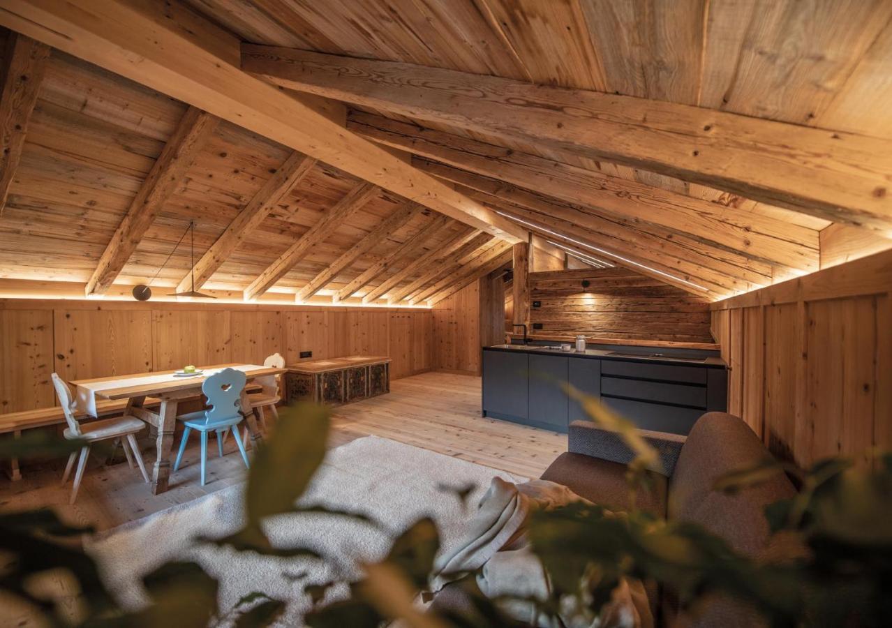 Ciasa Somuer - Sotletet Apartamento San Vigilio Di Marebbe Exterior foto