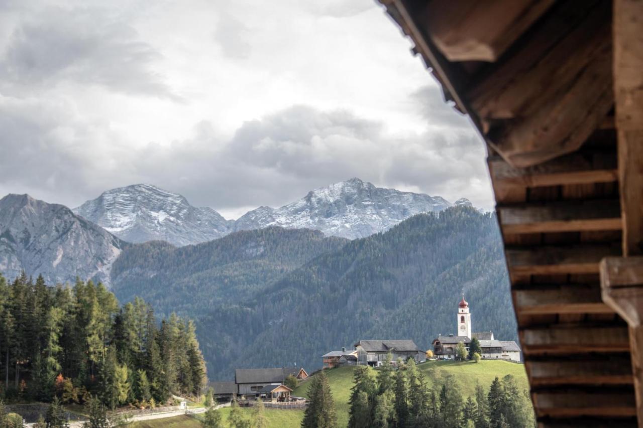 Ciasa Somuer - Sotletet Apartamento San Vigilio Di Marebbe Exterior foto